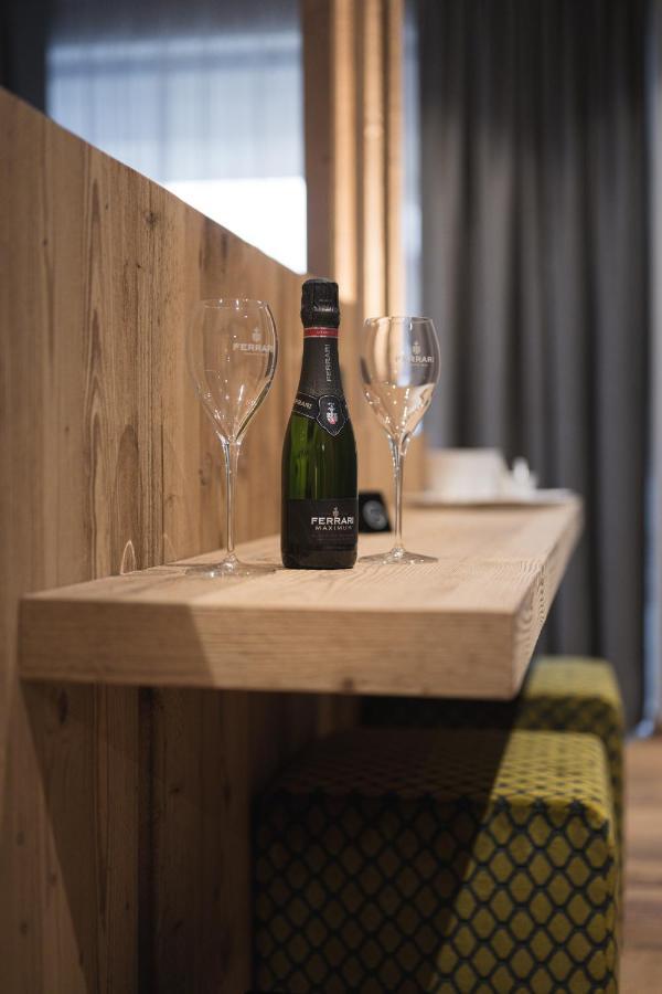 Dolomiti Exclusive Your Mountain Suite Pozza di Fassa Eksteriør billede