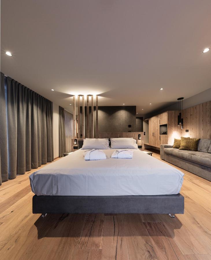 Dolomiti Exclusive Your Mountain Suite Pozza di Fassa Eksteriør billede