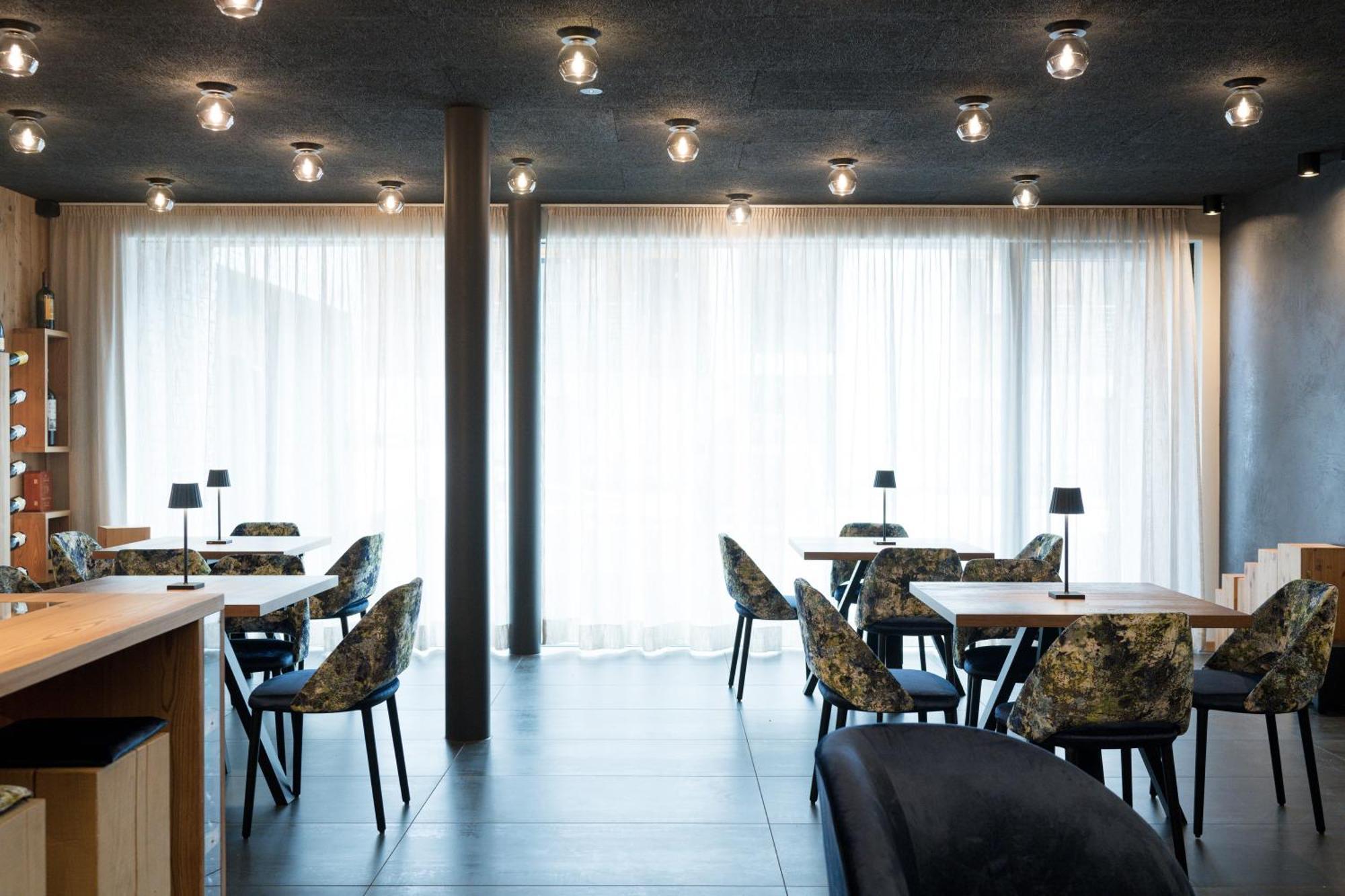Dolomiti Exclusive Your Mountain Suite Pozza di Fassa Eksteriør billede