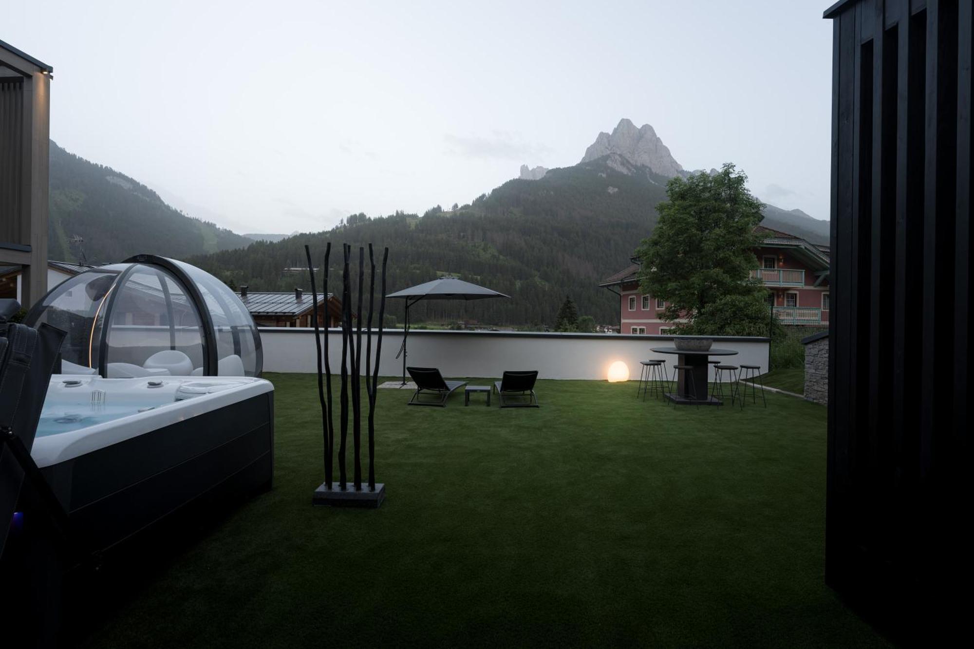 Dolomiti Exclusive Your Mountain Suite Pozza di Fassa Eksteriør billede